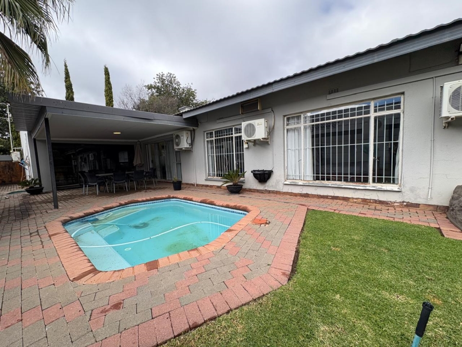 4 Bedroom Property for Sale in Jan Cillierspark Free State
